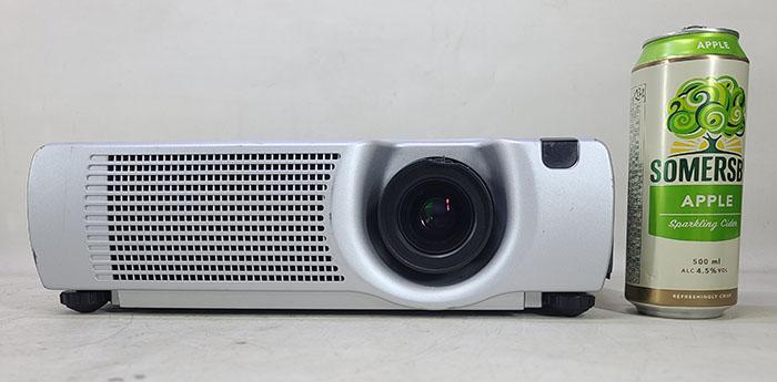 projector1-2.jpg