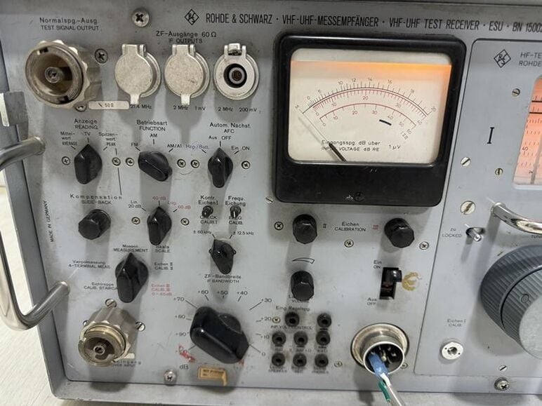 rohde schwarz esu_02.JPG