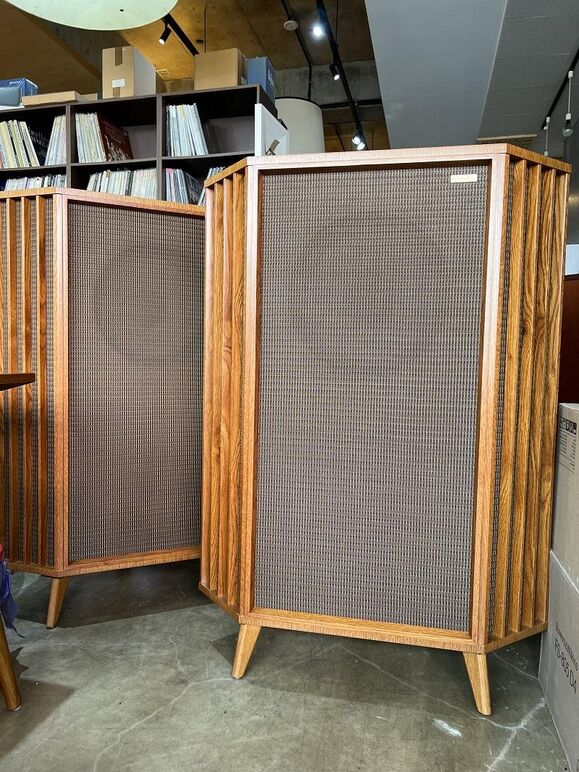 TANNOY K3808 COENER YORK (23).JPG