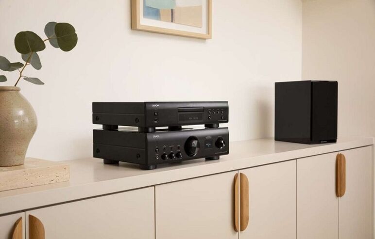 DENON DCD-900NE BLACK 1 (3).jpg