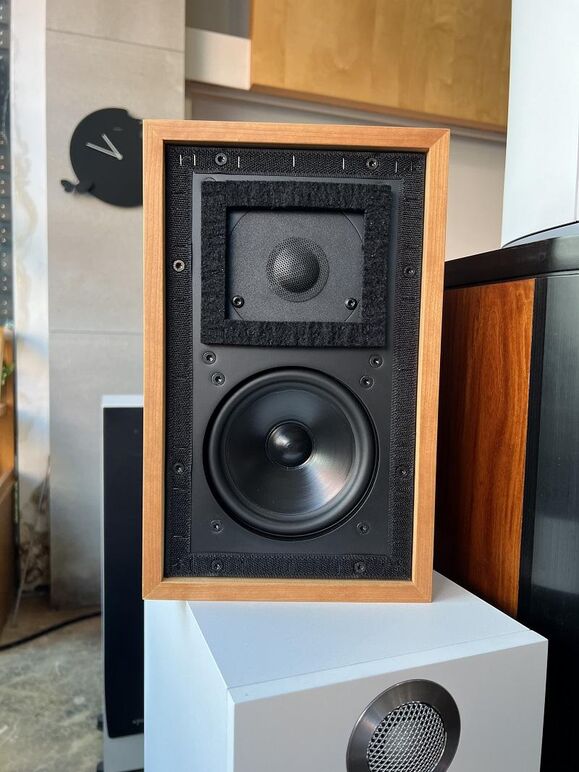 GRAHAM CHARTWELL 3-5A (11).JPG