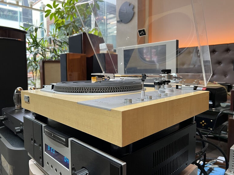 VICTOR JL-B41 II 3.jpg