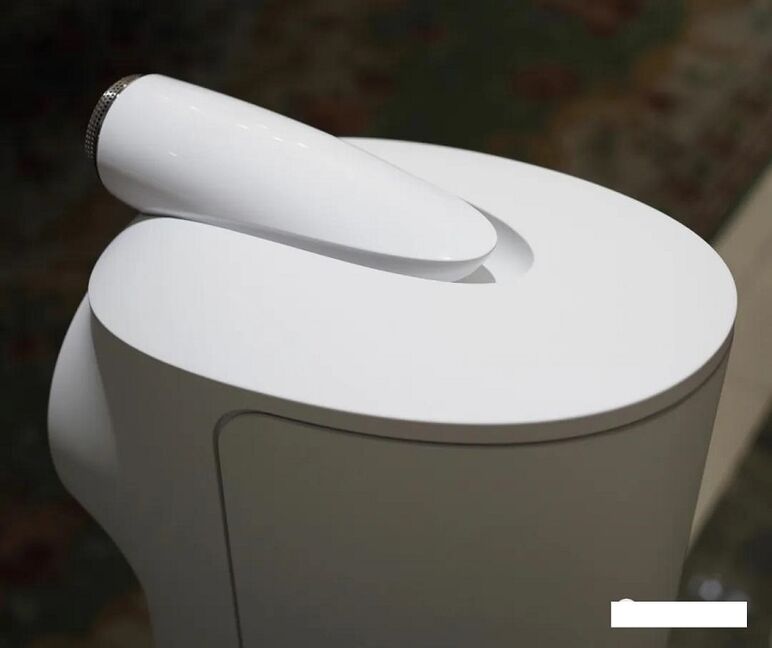 B&W FORMATION DUO 13.jpg