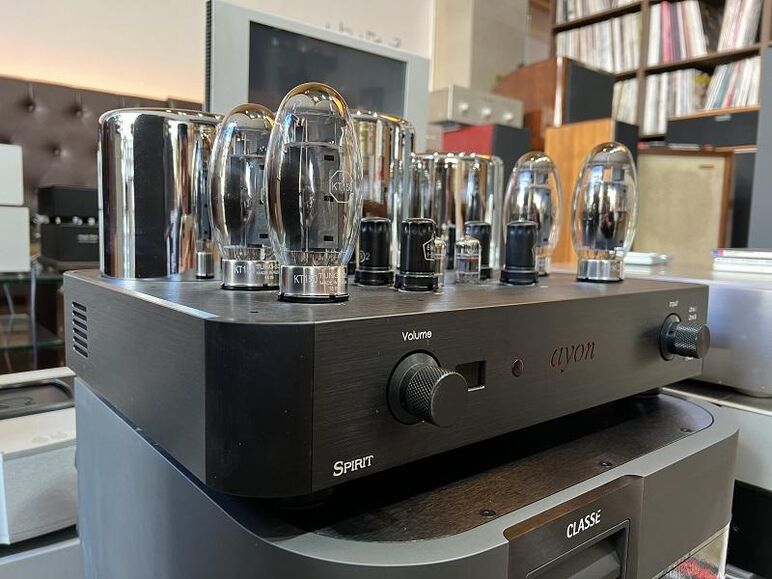 AYON SPIRIT III (17).JPG