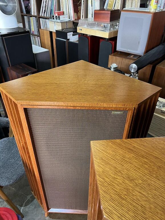 TANNOY K3808 COENER YORK (32).JPG