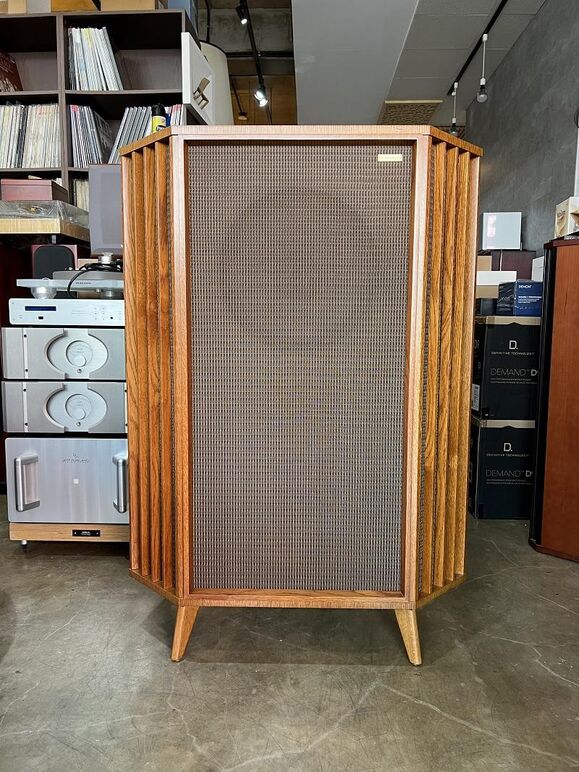 TANNOY K3808 COENER YORK (4).JPG