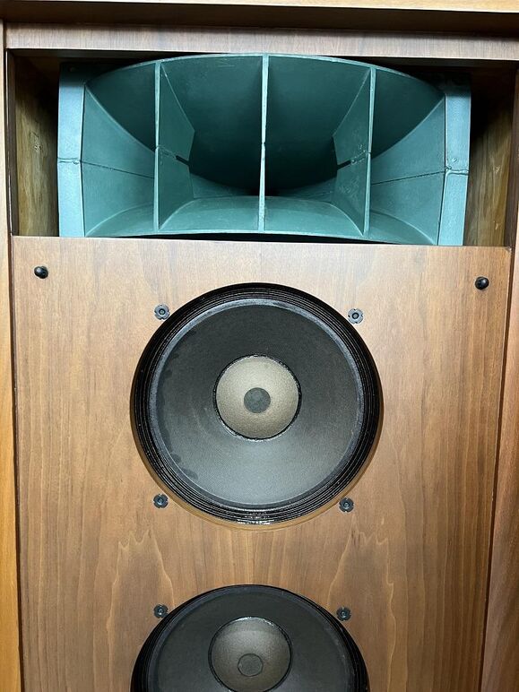 ALTEC MALIBU (26).JPG
