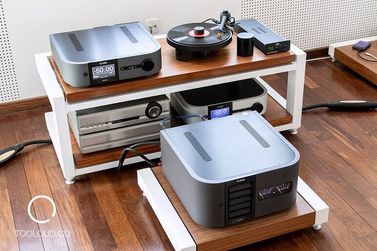 CLASSE DELTA STEREO 11.jpg