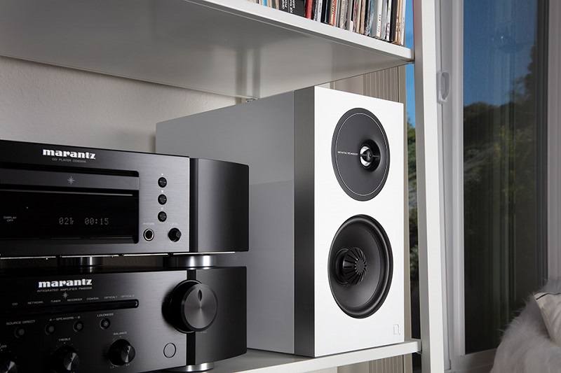 DEFINITIVE D9 WHITE (7).jpg