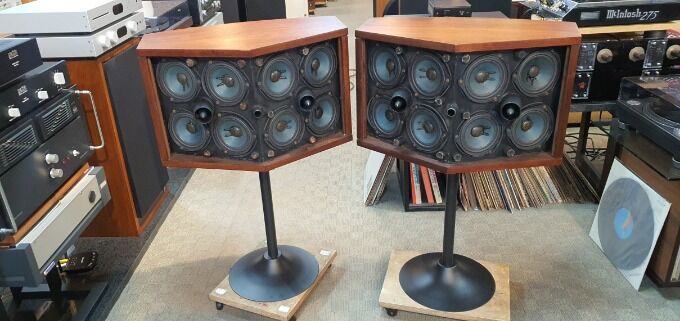 BOSE 901 SIII B.jpg