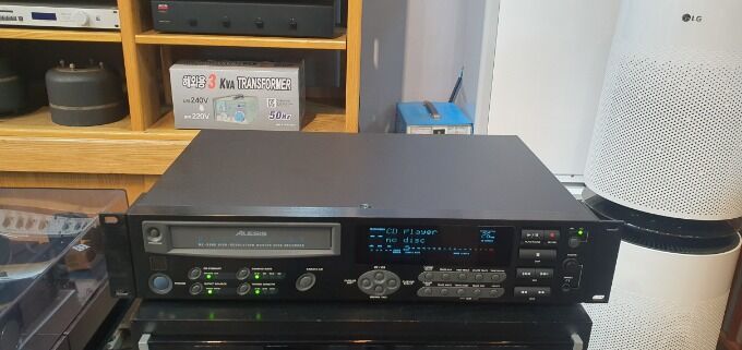 ALESIS ML-9600 B.jpg
