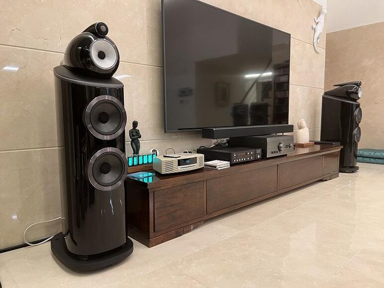 B&W 803 D4 BLACK (14).JPG