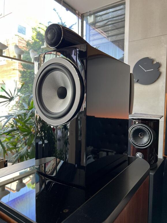 B&W 705 S3 BLACK (5).JPG