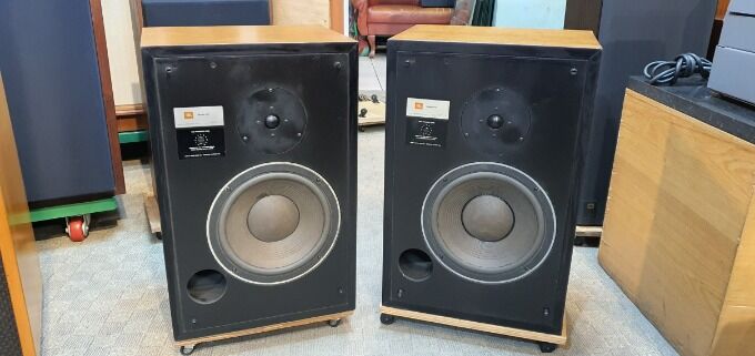JBL L40 E2.jpg