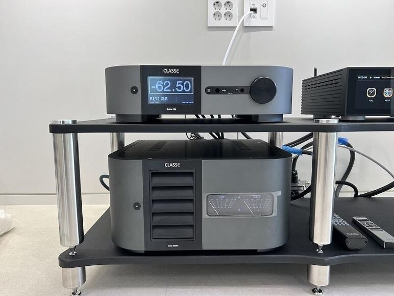 CLASSE DELTA PRE 1 STEREO (2).JPG