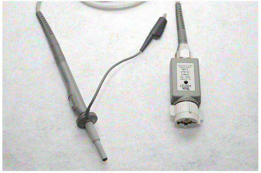 Tektronix P6137 400 MHz 2.GIF