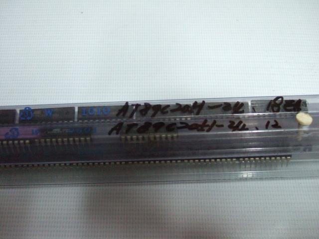 AT89C2051-24-3.JPG